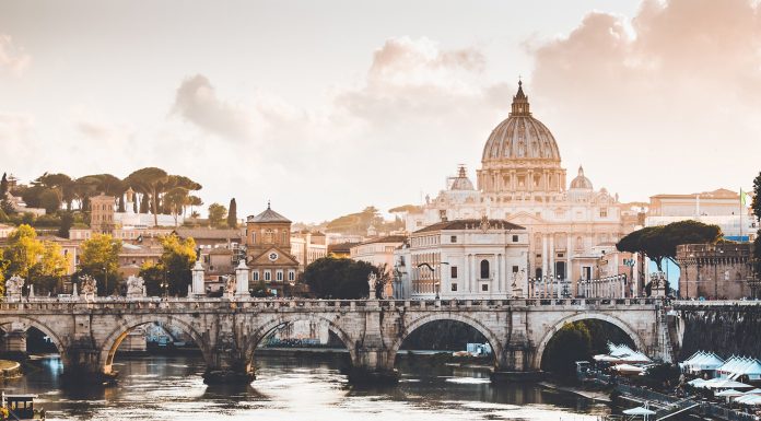 Top 10 Things to Know Before Renting a Car in Italy