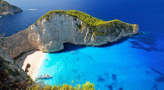 5 Must-See Beaches of the World