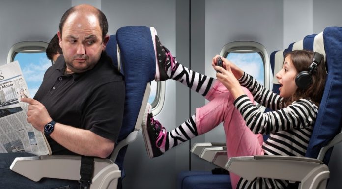 10 Actions That Will Get You Kicked Off a Plane